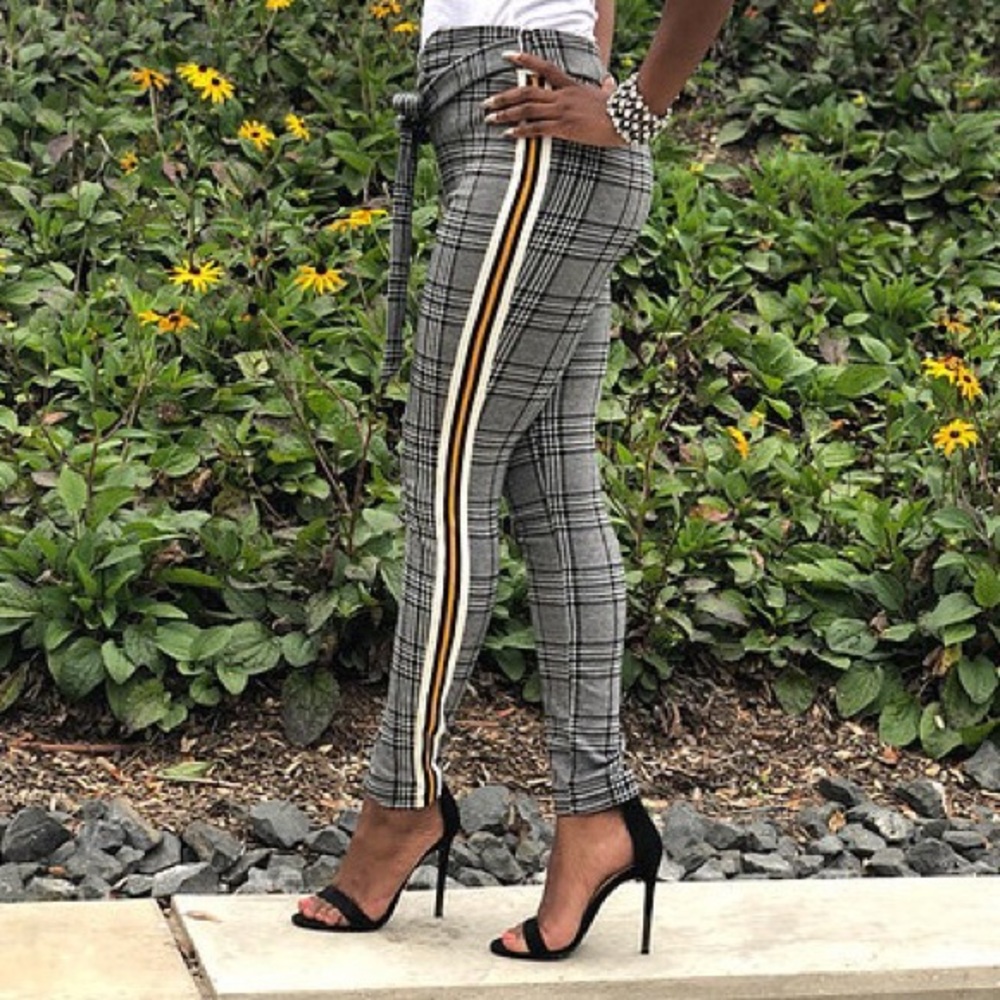 Women’s “Grey Plaid” pants. Sizes S/L.